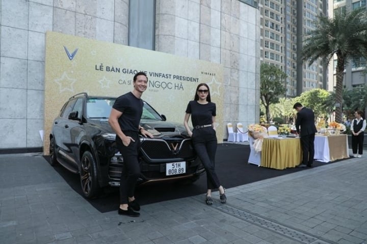 Soi dàn xe hàng chục tỷ đồng của Hồ Ngọc Hà - 6 Soi dàn xe hàng chục tỷ đồng của Hồ Ngọc Hà - 6
