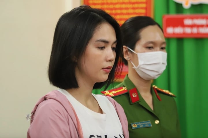 Ngọc Trinh vẫn kiếm được tiền từ hoạt động này sau hơn 1 tháng bị bắt tạm giam - ảnh 1 Ngọc Trinh vẫn kiếm được tiền từ hoạt động này sau hơn 1 tháng bị bắt tạm giam - ảnh 1