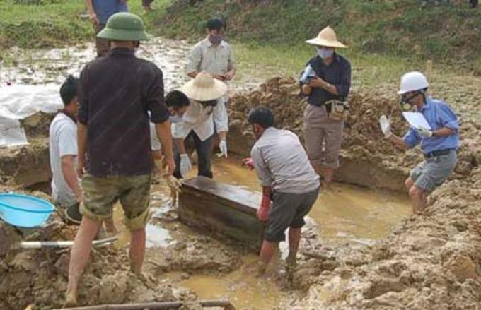 Mộ cổ hơn 300 tuổi đầu tiên tại Việt Nam có xác ướp được giữ nguyên vẹn, tỏa ra mùi thơm khiến giới khoa học bất ngờ