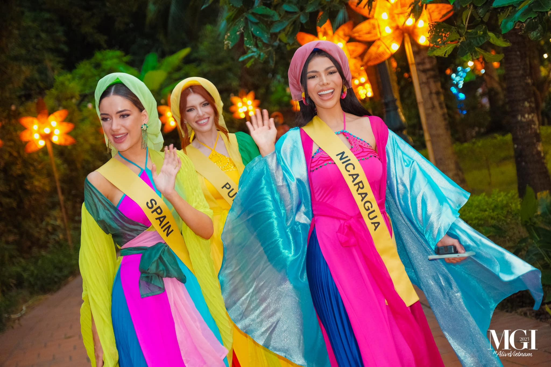 di-dung-chap-nhan-chiu-lo-mang-miss-grand-international-ve-viet-nam-2