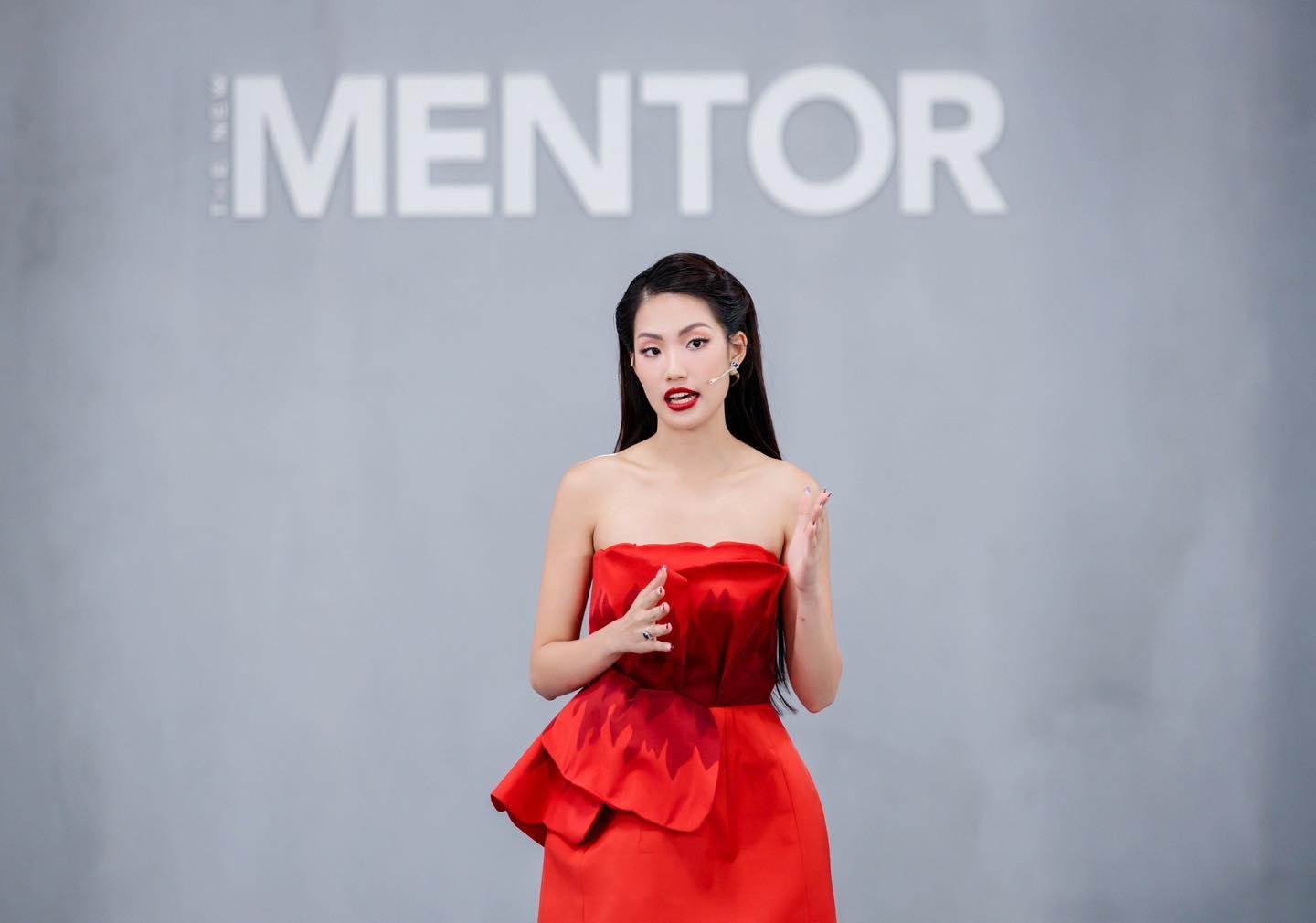 Chỉ vì chiếc 'mỏ hỗn' gà cưng của Hồ Ngọc Hà tại the New Mentor 2023 nhận đủ gạch đá từ CĐM