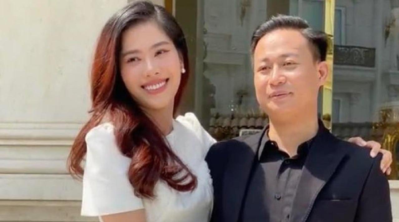 Nam Em và bạn trai cãi tay đôi với fan: “Đừng dạy người giàu cách tiêu tiền, không tặng thì đừng có lên tiếng.”