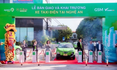 Các hãng Taxi đồng loạt bỏ xe xăng chuyển sang xe điện, chủ hãng tiết l;ộ: Xe điện sẽ giúp tiết kiệm hàng tỷ đồng mà lợi nhuận thì miễn bàn