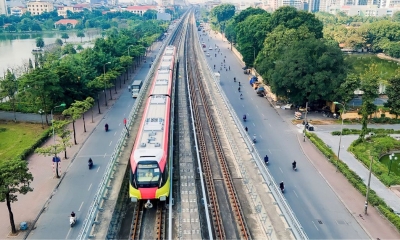 Sinh viên mừng rỡ vì sắp sửa có đường sắt đô thị số 3 nối ga Hà Nội với Hoàng Mai: Từ giờ đi học tiện quá chẳng lo tắc đường, bao giờ khánh thành?
